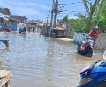 Sudah 5 Hari, 9 RT di Tangerang Terendam Banjir Rob, Begini Kondisinya - JPNN.com