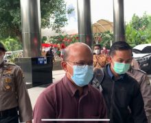 Fakta Baru Persidangan, Eks Pejabat DJP Mengaku Terima Suap dari Perusahaan Haji Isam - JPNN.com