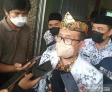 Bupati Cirebon Bakal Pajang Nama ASN yang Tak Mau Mengembalikan Bansos - JPNN.com