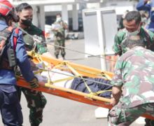 TNI AL Melatih Kesigapan Personel Rumkital Tanggap Bahaya Kebakaran - JPNN.com