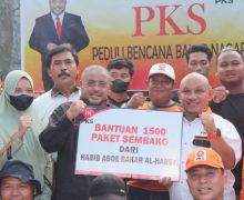 Reses ke Dapil, Aboe Bakar Al Habsy Membagikan 1.500 Paket Sembako - JPNN.com