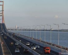 Malam Tahun Baru Jembatan Suramadu Ditutup - JPNN.com