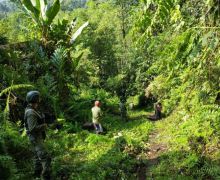 Prajurit TNI dan Polri Kepung Hutan Sigi hingga Lembah Napu Poso - JPNN.com