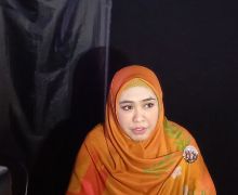 Pindah ke Mesir, Oki Setiana Dewi Tetap Aktif Urus Pesantren di Indonesia - JPNN.com