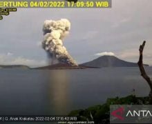 Gunung Anak Krakatau Erupsi 9 Kali, BNPB Keluarkan Peringatan - JPNN.com