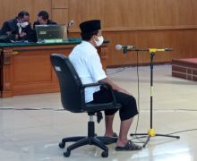 Pesantren Herry Wirawan Belum Bisa Dibubarkan, Hakim Beri Penjelasan Begini  - JPNN.com