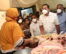 Armuji Kesulitan Menemukan Minyak Goreng Sesuai HET di Surabaya - JPNN.com