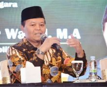 Hidayat Nur Wahid Dukung FPDIP Tunda Amandemen Terbatas UUD 1945 - JPNN.com