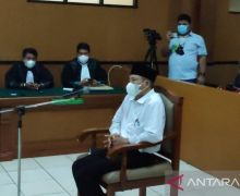 Penampilan M Kece Saat Jalani Sidang Tuntutan Kasus Penistaan Agama, Lihat Tuh - JPNN.com