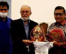 Bersilaturahmi dengan Wali Nanggroe, Sekjen PDIP Dukung Aceh Maju Sesuai Kultur dan Keistimewaan - JPNN.com