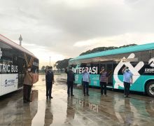 30 Bus Listrik Beroperasi di Jakarta, Berikut Rutenya - JPNN.com