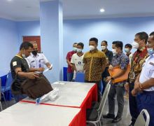 Perjuangan 5 Nelayan Anambas Korban Kapal Karam: Diselamatkan Drum Kosong, Nyaris Dihukum Malaysia - JPNN.com