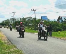 Patroli Karhutla, Irjen Nanang Avianto Naik Motor Trail, Ini Pesannya  - JPNN.com