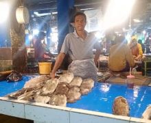 Menabung Belasan Tahun, Uang Rp 3,5 M Pedagang Ikan Raib di BNI, Tolong Pak Erick Tohir - JPNN.com
