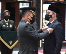 Jenderal Dudung Anugerahkan Bintang KEP Utama Kepada Ketua BPK - JPNN.com