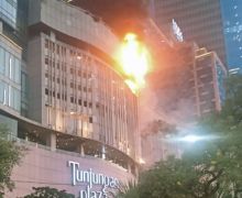 Tunjungan Plaza Surabaya Terbakar, Wawali Armuji Bilang Begini  - JPNN.com