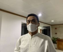 Gubernur Anies Dituduh Bagikan Kaus Anies Presiden Indonesia, Ariza Membantah - JPNN.com