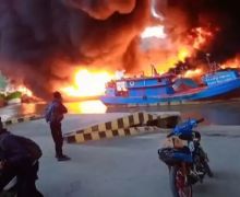 45 Kapal Terbakar di Cilacap Jateng, Apa Penyebabnya? - JPNN.com