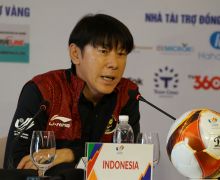 Indonesia vs Bangladesh 0-0, Shin Tae Yong Komentar soal Suporter - JPNN.com
