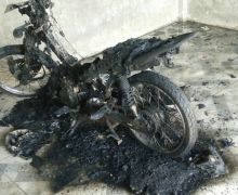 Kejadian di Aceh Utara, 6 Sepeda Motor Wisatawan Dibakar OTK - JPNN.com