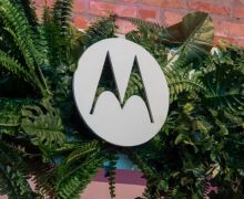 Motorola Mulai Garap HP Layar Gulung, Desain Diklaim Lebih Unik - JPNN.com