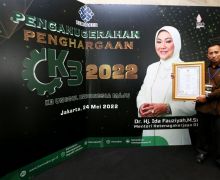 Pabrik Garudafood di Gresik Raih 2 Penghargaan dari Menaker Ida Fauziyah - JPNN.com