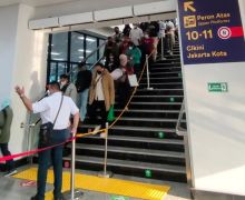 KAI Berikan Tips Menghindari Kepadatan Penumpang di Stasiun Manggarai, Mohon Disimak - JPNN.com