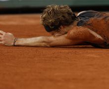 Tragedi di Roland Garros 2022: Zverev Menangis, Nadal Sedih - JPNN.com