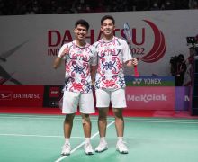 Bikin Kejutan, Sabar/Reza Kalahkan Juara All England di Indonesia Masters 2022 - JPNN.com