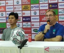 Komentar Robert Alberts setelah Persib Permalukan Persebaya - JPNN.com