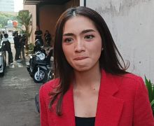 Reaksi Angel Karamoy Mengetahui Azka Selamat dari Gempa Cianjur - JPNN.com