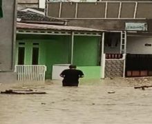 Sabtu Sore, 10 Titik di Kabupaten Bekasi Masih Banjir, Berikut Daftarnya - JPNN.com