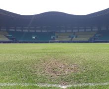 Seusai Gelar AFF U-19, Rumput Stadion Patriot Candrabhaga Bekasi Rusak, Lihat Tuh - JPNN.com