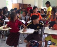 Suwung Community Centre Wujudkan Mimpi Anak-Anak Pemulung Bersekolah - JPNN.com