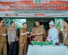 Bobby Nasution Minta Tenaga Kesehatan RSUD dr Pirngadi Medan Beri Pelayanan Terbaik - JPNN.com