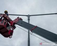 Perbaiki Lampu PJU, 2 Pekerja di Kota Palu Tewas Tersengat Listrik - JPNN.com