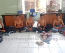 Bukannya Sekolah, 7 Pelajar Ini Malah Berbuat Tak Terpuji - JPNN.com