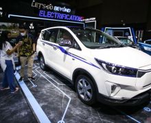 Toyota Beri Bocoran Kehadiran Innova Hybrid di Indonesia, Simak! - JPNN.com