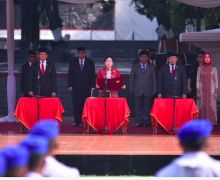 Puan Maharani Bacakan Ikrar Kesaktian Pancasila dengan Suara Lantang, Simak Selengkapnya - JPNN.com