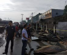 Kebakaran Besar Terjadi di Pekanbaru, 20 Kios Pedagang Ludes - JPNN.com