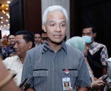Ganjar Sebut Ada Penumpang Gelap di Balik Isu Jokowi Sebagai Ketum PDIP - JPNN.com