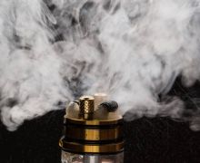 Merokok Bisa Membatalkan Puasa, Bagaimana dengan Vape? - JPNN.com