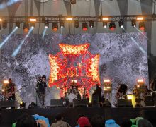 Demi Koil, Penonton Rela Hujan-hujanan di Joyland Festival 2022 - JPNN.com