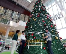 AEON Mall Sentul City Hadirkan Pohon Natal Tertinggi di Bogor - JPNN.com