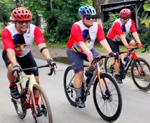 Banteng Fondo Ride, Pramono dan Hasto Gowes Kediri-Blitar hingga Membantu Guru - JPNN.com