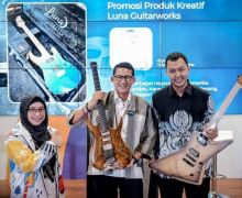 Gitar Buatan Indonesia Menembus Pasar Mancanegara, Begini Respons Sandiaga - JPNN.com