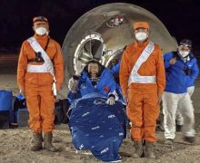 Setengah Tahun di Antariksa, Tiga Astronaut Tiongkok Sukses Mendarat di Bumi - JPNN.com