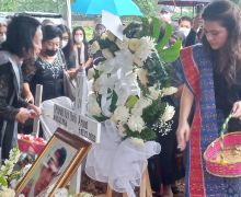 Ayah Marsha Aruan Meninggal, Keluarga Ternyata Sudah Rasakan Firasat Ini - JPNN.com