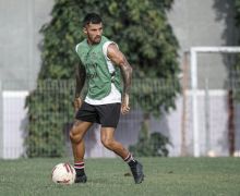Bali United vs Borneo FC: Teco Beri Perhatian Khusus untuk Stefano Lilipaly - JPNN.com