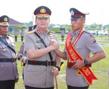 Pesan Irjen Iqbal kepada 4 Lulusan Terbaik Bintara Polri di SPN Polda Riau - JPNN.com